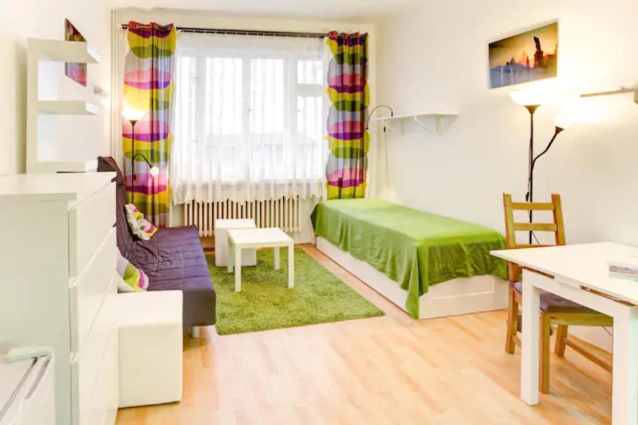 Nice Apartment By The Center Prague Exterior photo